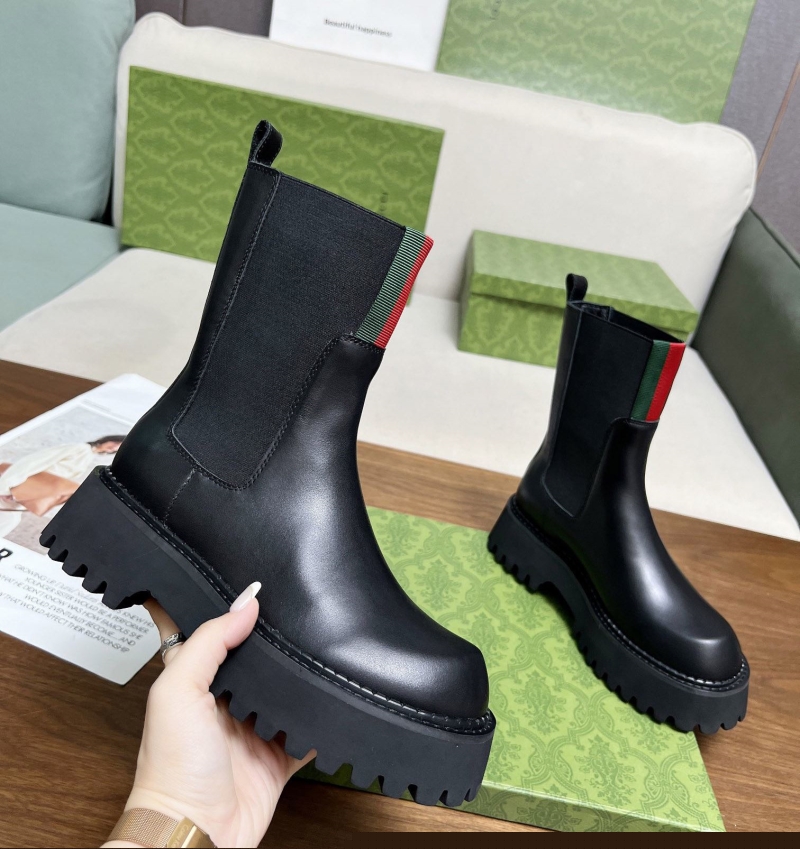 G*u*i boots